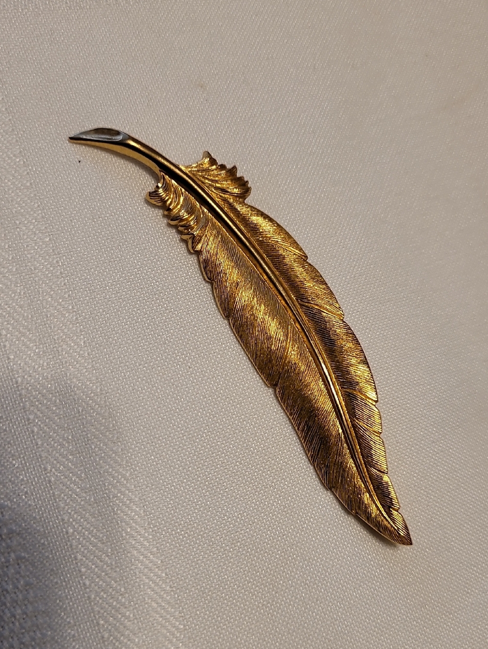 Vinyage Brooch Golden Feather Signed Monet